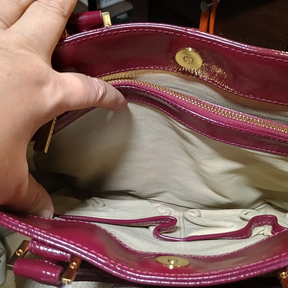 Tory Burch Project Robinson Tote - Picture 5 of 10